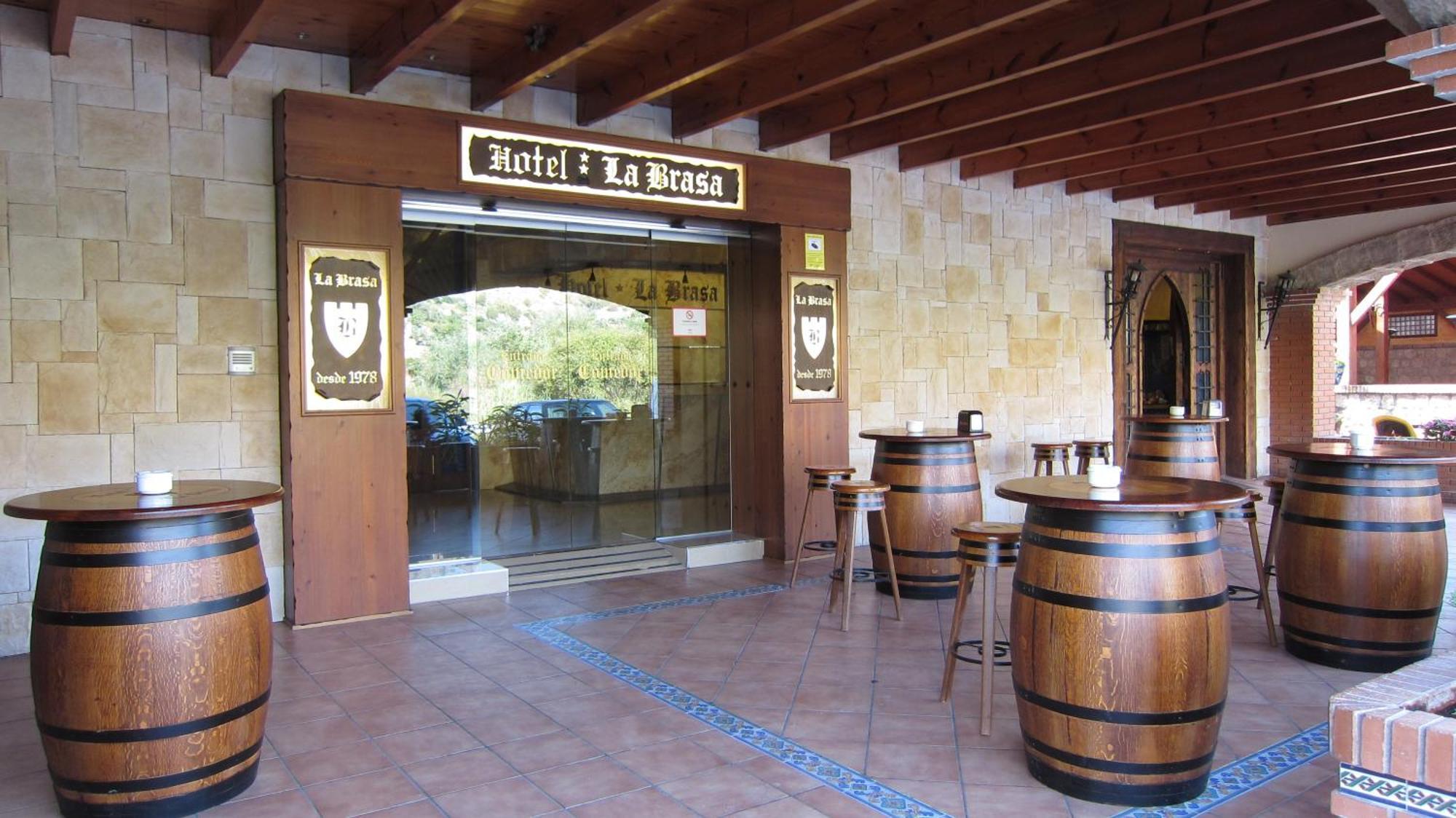 Hotel La Brasa Vélez de Benaudalla Exterior photo