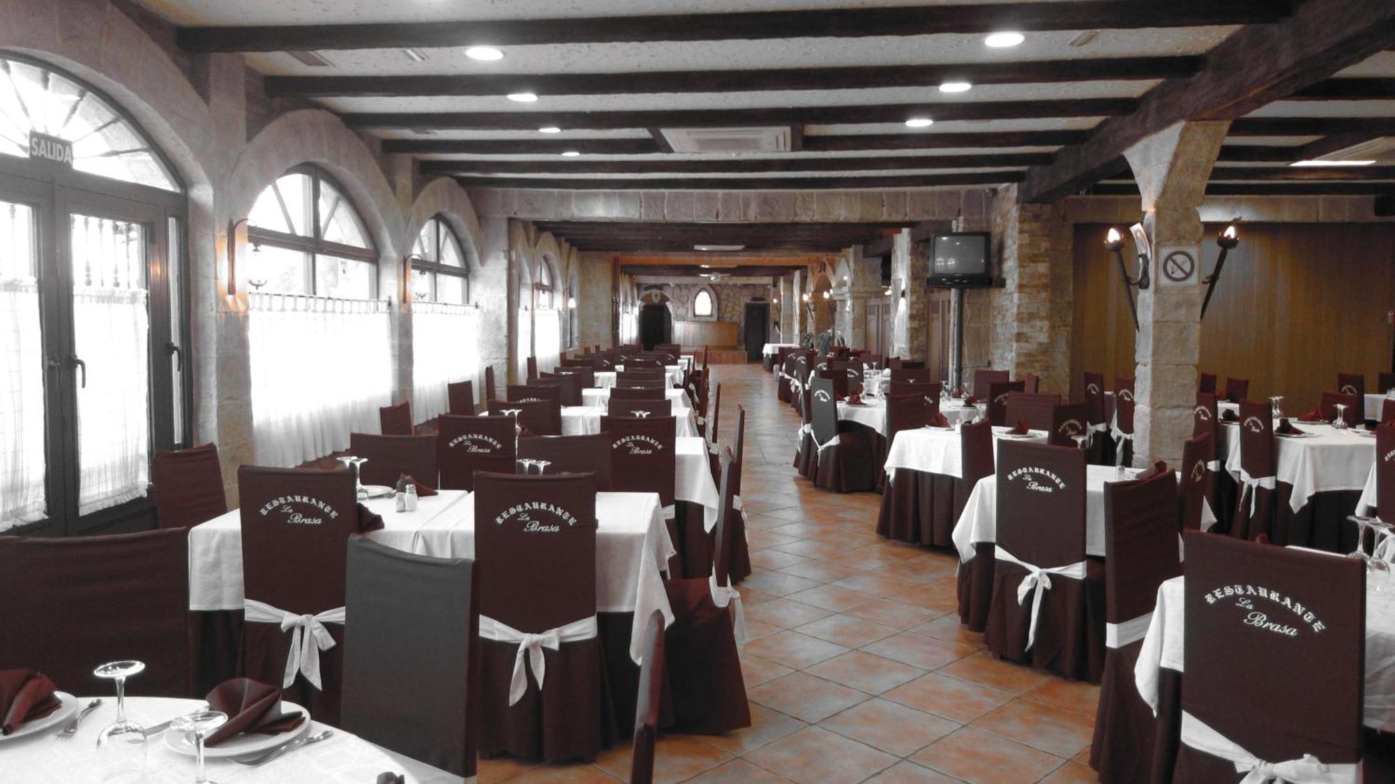 Hotel La Brasa Vélez de Benaudalla Exterior photo
